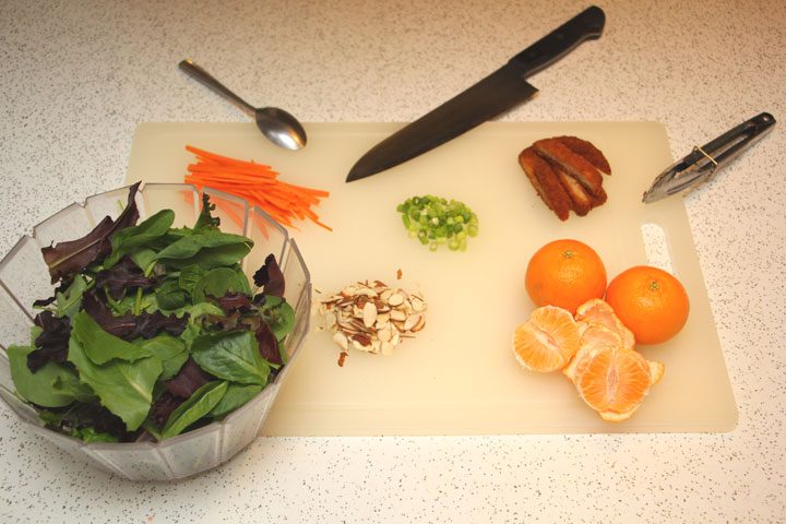 ingredients for healthy chinese chicken salad recipe that's vegetarian.